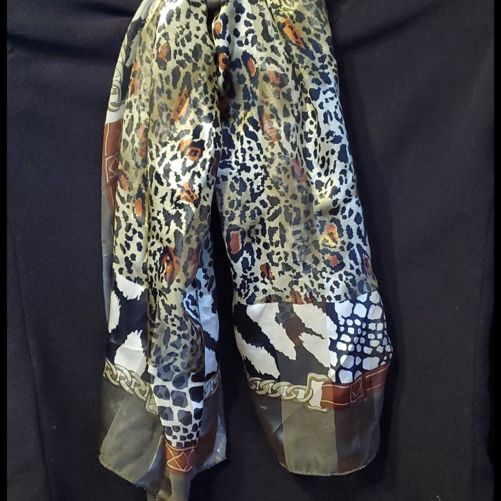 Animal print scarf